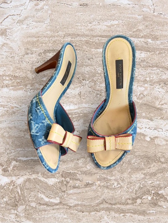 Louis Vuitton Shoes - RARE Louis Vuitton Denim Monogram Bow Kitten Heel Mules Sandals Slides & Box